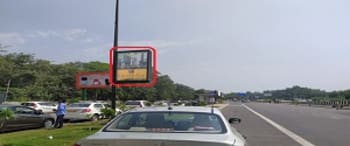 Advertising on Pole Kiosk in New Delhi  84867
