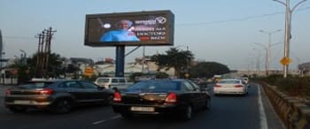 Advertising on Digital OOH in Noida 85800