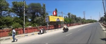 Advertising on Bus Shelter in Mehdipatnam 86174