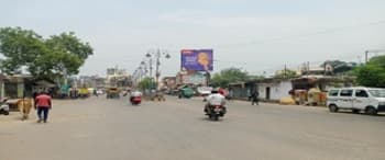 Advertising on Hoarding in Daraganj  87113