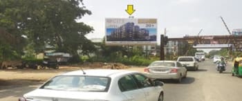 Advertising on Hoarding in Sector 25  87462