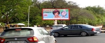 Advertising on Hoarding in Sector 17  87569