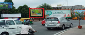 Advertising on Digital OOH in Lucknow 88615