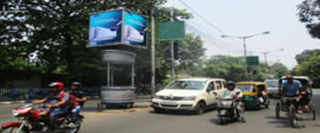Advertising on Traffic Booth in Tollygunge 93500