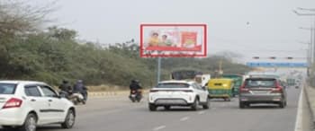 Advertising on Hoarding in Delhi  84009