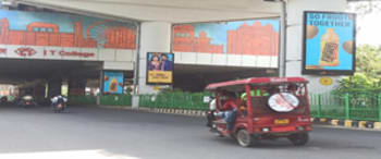 Advertising on Metro Pillar in Alambagh  56702