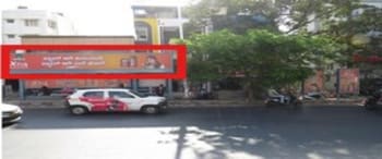 Advertising on Bus Shelter in HBR Layout  96039