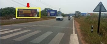 Advertising on Hoarding in Nuvem 97392