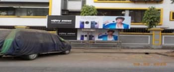 Advertising on Bus Shelter in Mulund East 98723