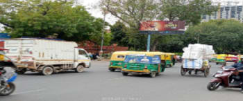 Advertising on Hoarding in Chandni Chowk 99306