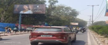 Advertising on Hoarding in Old Delhi 99544