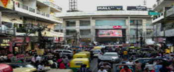 Advertising on Digital OOH in Kamla Nagar 100254