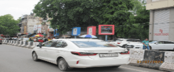 Advertising on Pole Kiosk in Lajpat Nagar 100367