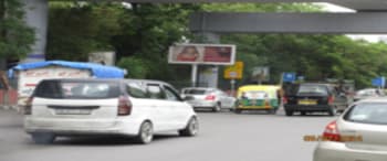 Advertising on Hoarding in Lajpat Nagar 100432