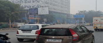 Advertising on Hoarding in Vikaspuri 100872