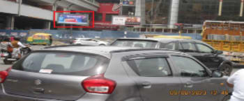 Advertising on Hoarding in Shastri Nagar 100911