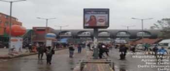 Advertising on Pole Kiosk in Ajmeri Gate 101169