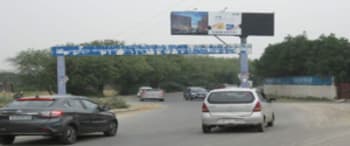 Advertising on Hoarding in Nanak Heri Village 101428