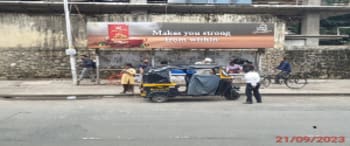 Advertising on Bus Shelter in Andheri East 102061
