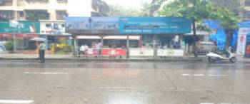 Advertising on Bus Shelter in Chembur 102116