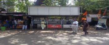Advertising on Bus Shelter in Chembur 102130