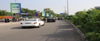 Advertising on Hoarding in Hauz Khas 102850