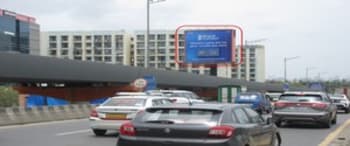 Advertising on Hoarding in Vile Parle 105093