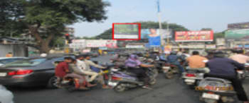 Advertising on Hoarding in Deccan Gymkhana 106327