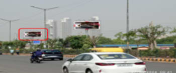 Advertising on Hoarding in Sector 61 110478