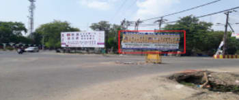 Advertising on Hoarding in Dodhpur  57310