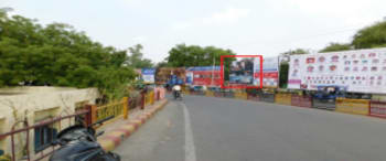 Advertising on Hoarding in Rasal Ganj  57324