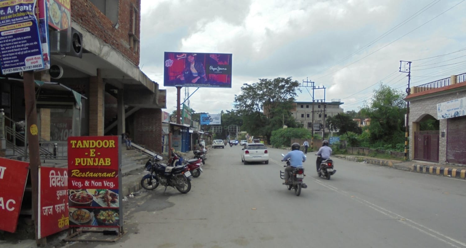 Hoarding in Judge Farm 69825 Advertising Rates