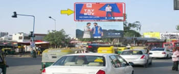 Advertising on Hoarding in Vejalpur 80203