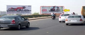 Advertising on Hoarding in Nava Naroda  80197