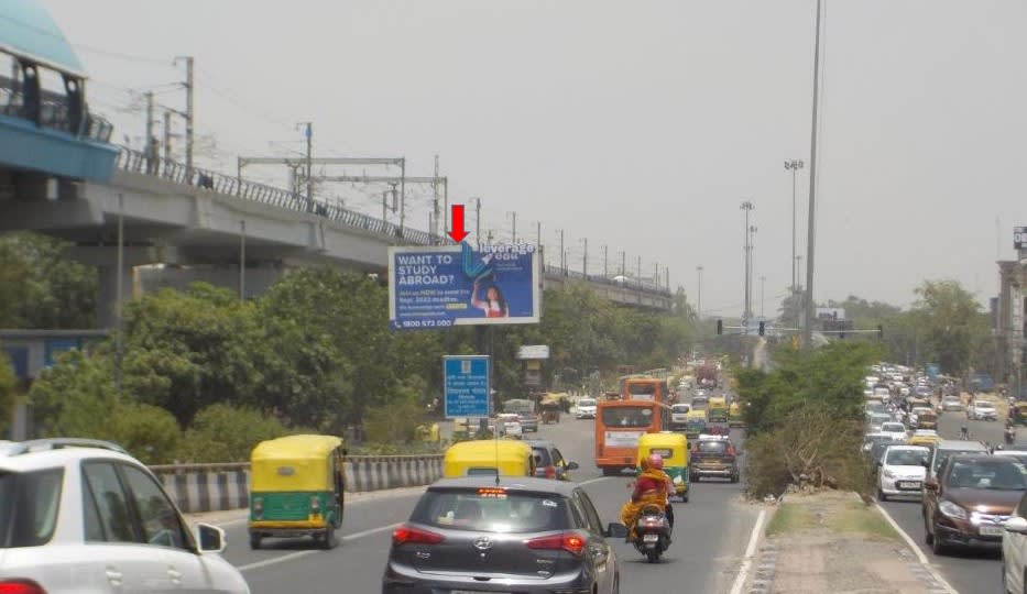 Hoarding Advertising Cost in Najafgarh Road Industrial Area 83282